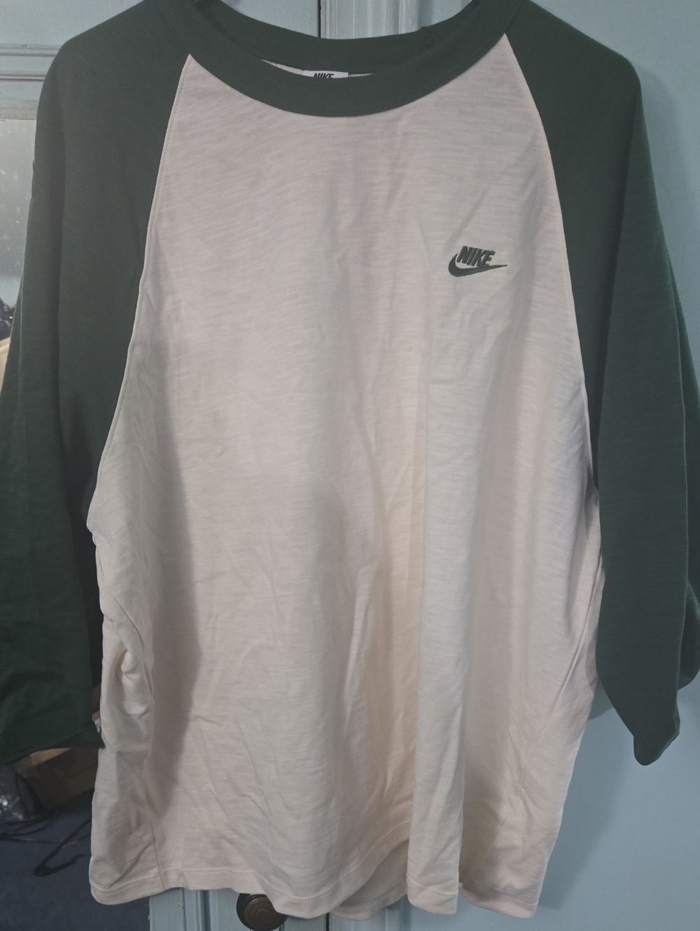 Nike Cream & Dark Green Raglan Long Sleeve Tee